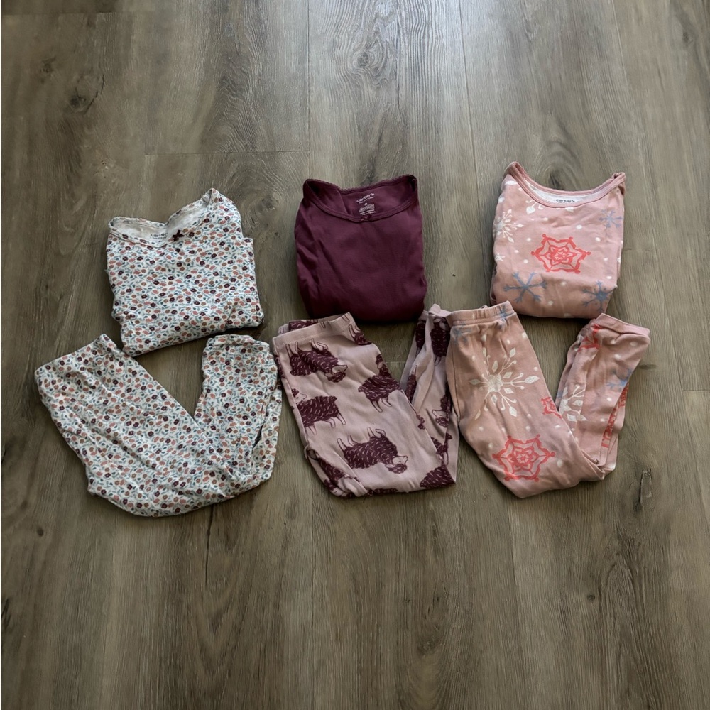 Bundle of three Carters long sleeved Pj pajamas. Flowers sheep snowflake pink 4T